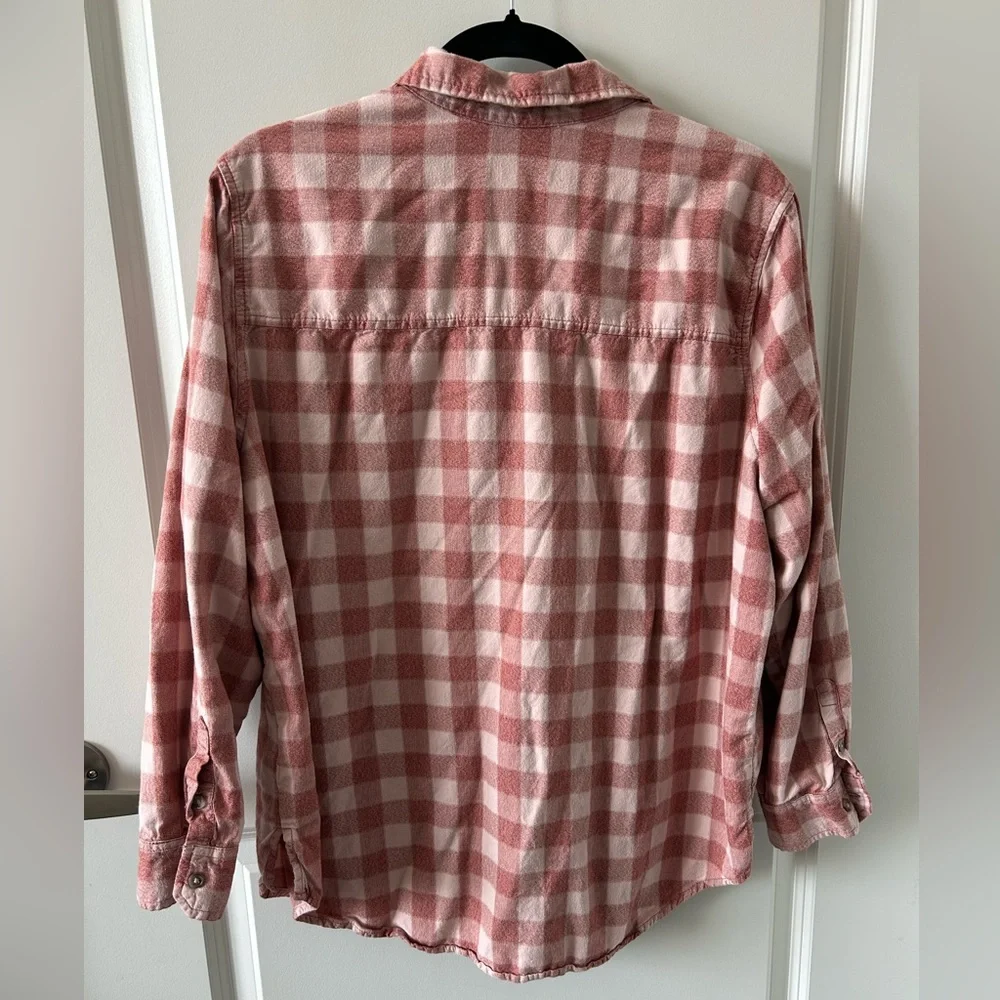 Universal Thread | Pink Plaid Button Down - Picture 3 of 3